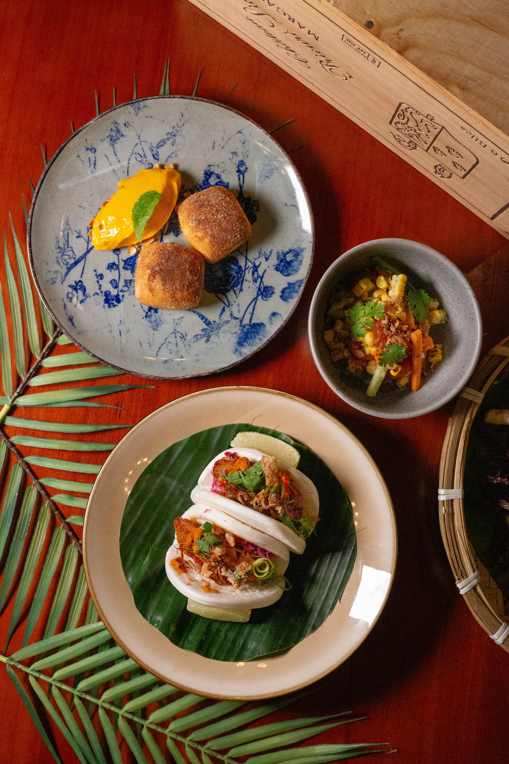 Quay House, Singapore — food & beverage photograph 2 of 9 by Adrien Lahoussaye